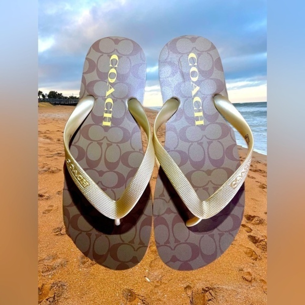Coach Ladies Flip Flops Jacquard C Brown/Bronze Sz 7